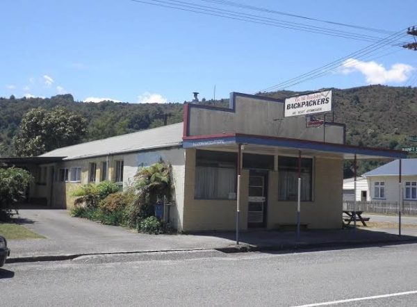 The Old Breadshop Backpackers